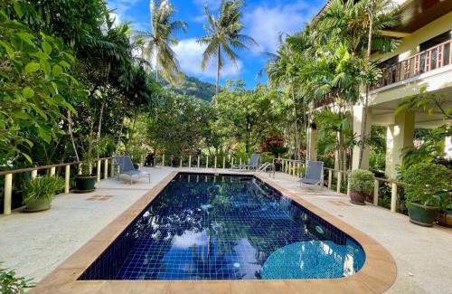 Kata Villa | Kata Sunset Bay Villa - 3BR Private Pool - Seaview