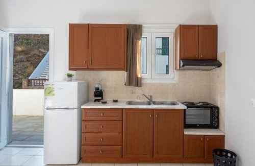 Merichas Apartment | Katerina Irida Kythnos