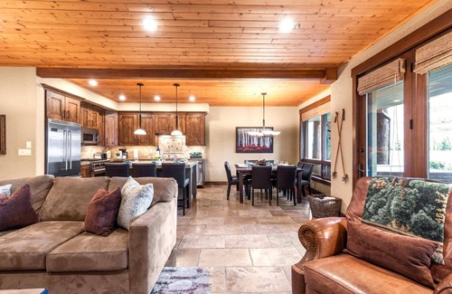 Deer Valley House | KBM Resorts | *NEW PROPERTY* Bristlecone | Beautifully updated, Easy Access to Deer Valley, Private Hot Tub, Gas Fireplace, Main Street! BCT-501