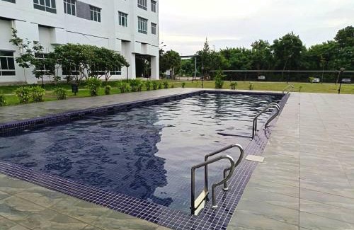 Jakar Apartment | Kemaman KondoRoomStay SwimPool,Gym, Chukai Trg Private