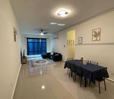 Jakar Apartment | Kemaman KondoRoomStay SwimPool,Gym, Chukai Trg Private