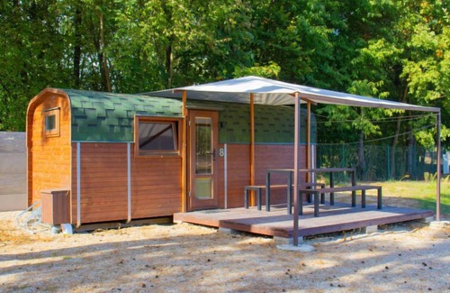 Hradec Kralove House | Kemp Stříbrný rybník by Interhome