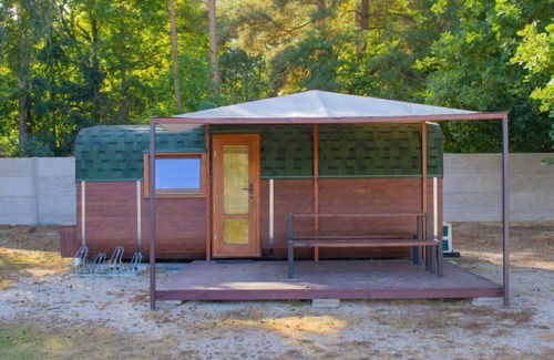 Hradec Kralove House | Kemp Stříbrný rybník by Interhome