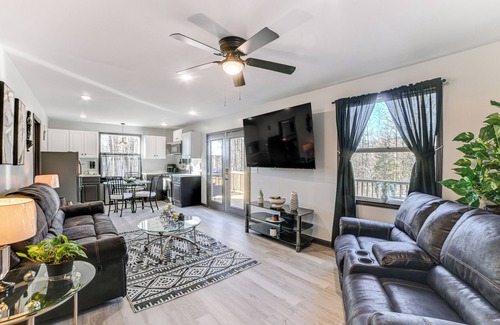 New Johnsonville Apartment | Kentucky Lake Retreat 4 Mi to Shore: Boat & Fish!