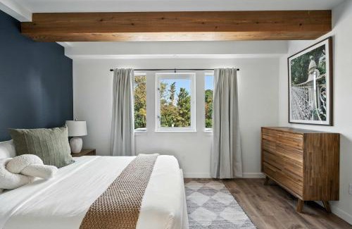 Kerns House | Kerns 6BR Gem - New Build Spanish Flair