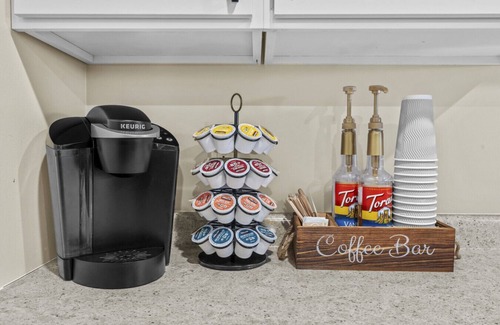 Houghton Cabin | Keweenaw Cabin #1 Hot Tub, Trail Access, Minutes to MTU & Dining