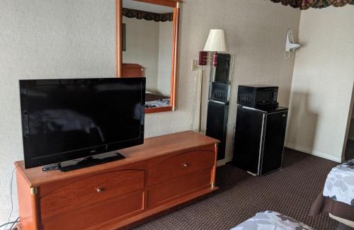 Montgomery Hotel | Key West Inn - Montgomery South