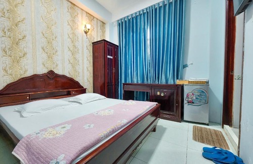 Ninh Kieu Hotel | Khách sạn Thu Nguyễn - NGAY BẾN NINH KIỀU