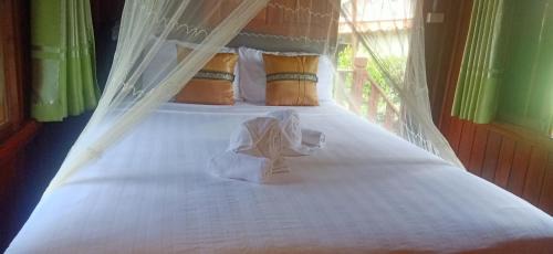 Khlong Sok Resort | Khao Sok Blue Mountain