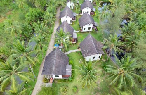 Khuk Khak Beach Resort | Khaolak Blue Lagoon Resort - SHA Extra Plus