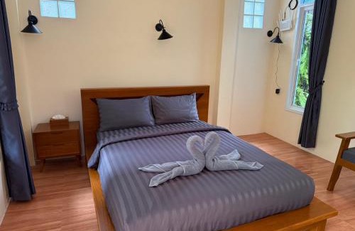 Khlong Sok Resort | Khaosok Bamboo Huts Resort