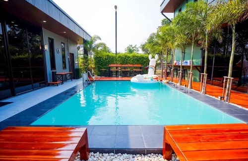 U Thong Villa | Khongdonat Premium Pool Villa