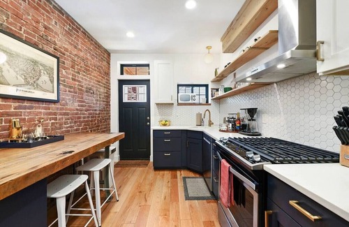 Lower Lawrenceville Villa | Kiki`s Playhouse - 170 Lodi Way