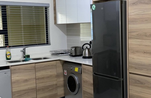 Greater Johannesburg Metropolitan Area Apartment | Kikuyu Waterfall Luxury 2 Bedroom Apartment