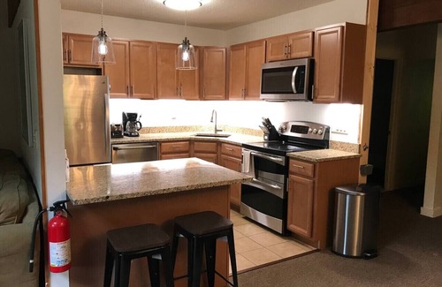 Killington Apartment | Killington Chalet - Hot Tub, Sauna, Boot Dryer