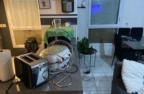 Sevran Apartment | Kimi