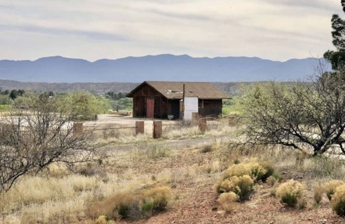 Cornville RV Rental | Kinda Glamping Kinda Camping in Rickety Farm Shed!