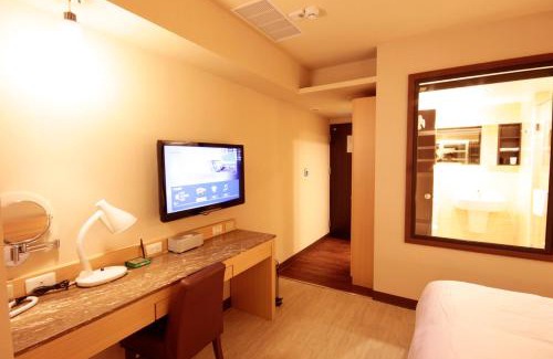 Sinsing District Hotel | Kindness Hotel-Qixian