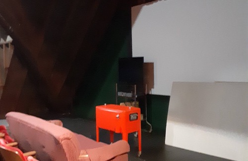 Downtown Toledo House | King Bed, Shared Bath, Sitting Room or Full-size Bed in Historic Victorian Inn