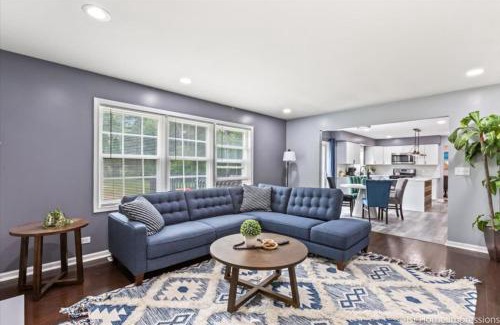 Antioch House | King beds, Free Wi-Fi, Gas Grill Cozy Antioch home