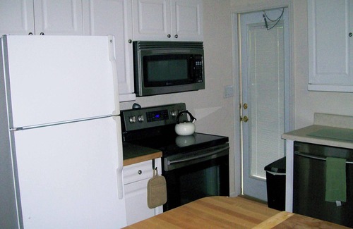Robbinsville House | King's Cove -Lakefront on Santeetlah