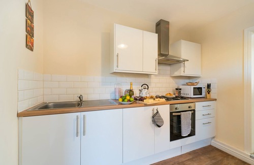 Hull House | King's Palace By Jesouth