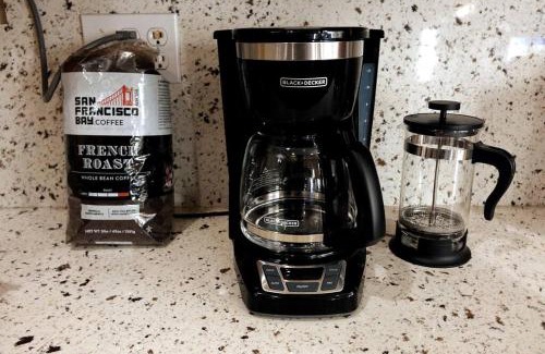 Castro Valley House | King Suite, 5 Queen beds Spacious Modern Home