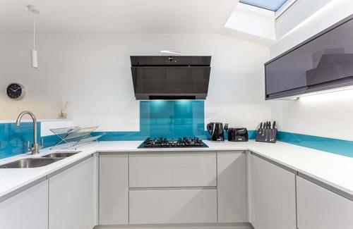 Cambridge House | Kingfisher Cambridge New 2 Bedroom Luxury House