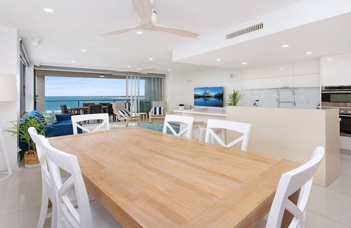 Kings Beach Apartment | Kings Edge Unit 10 Kings Beach QLD