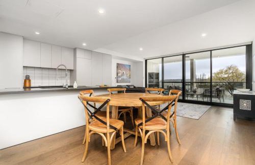 Kingston Apartment | Kingston Foreshore Apt - Hosted by Canstay