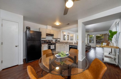 Tucson House | KINO Sports/3 BR & 2 BA/Garage/Outdoor Space