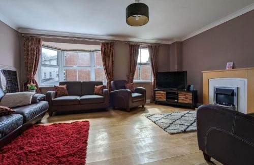 Durham House | Kirkwood Drive