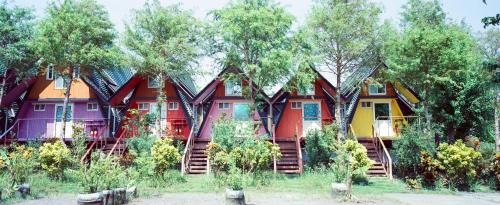 Dongshan Ski Chalet | Kitefarm