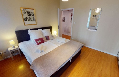 Strasbourg Apartment | kleber les halles 64m2 city center 2br