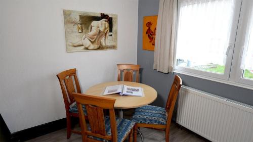 Nideggen House | Kleines Mobilheim 1003