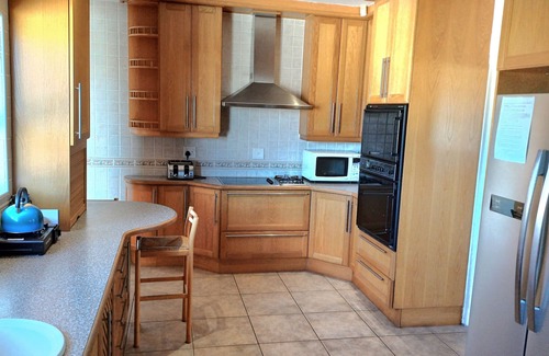 Kleinmond Apartment | Kleinmond Panorama with beautifull views, BBQ, near main beach, lagune and shops