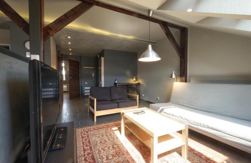 Przemysl Apartment | Klimatyczne poddasze