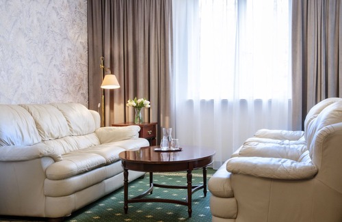 Wawer Hotel | Klub Sosnowy