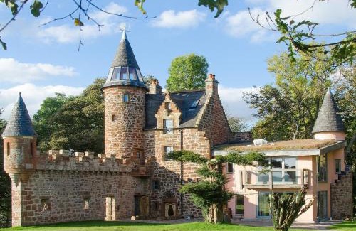 Largs House | Knock Old Castle