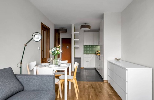 Zoliborz Apartment | Koźmiana Apartment - Workspace, Bus&Park nearby - by Rentujemy