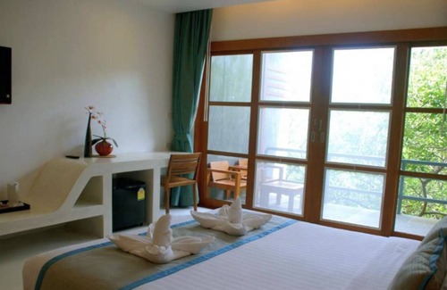 Koh Tao Apartment | Koh Tao Superior A/C with ABF