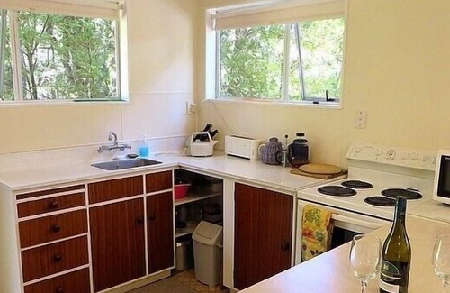 Collingwood Cottage | Kokopu Cabin - Pakawau Beach Bach