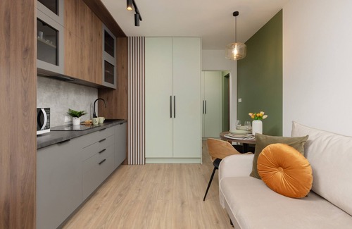 Ursus Apartment | Kolorowa Studio Apartment by Renters
