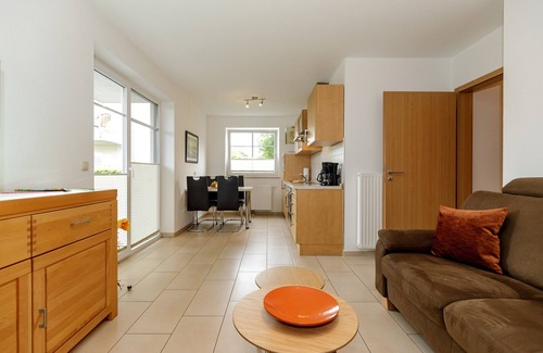 Rerik Apartment | Komfortabel Eingerichtete 3-raum-wohnung mit Terrasse