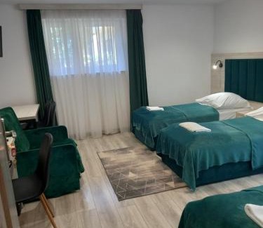 Debniki House | Komfortowe pokoje przy Szymonowica w Krakowie