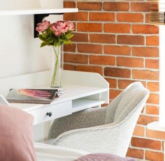 Bielany Apartment | Komfortowy Apartament dla 4 osób z Parkingiem by Noclegi Renters
