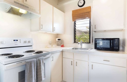 Kailua-Kona Condo | Kona Bali Kai 362 – For 2 Guests