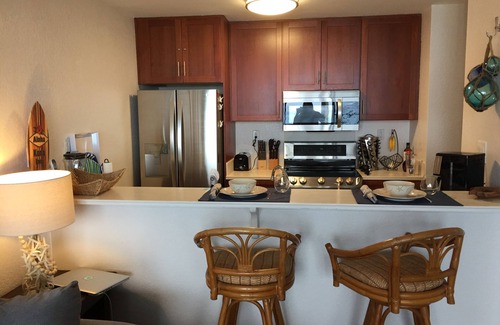 Historic Kailua Village Condo | Kona Reef F14 Oceanfront Luxury, Full AC, King