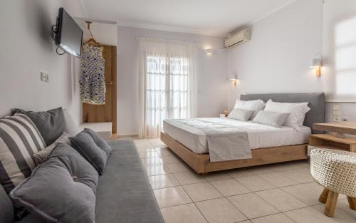 Adamas Apartment | Konstantinos