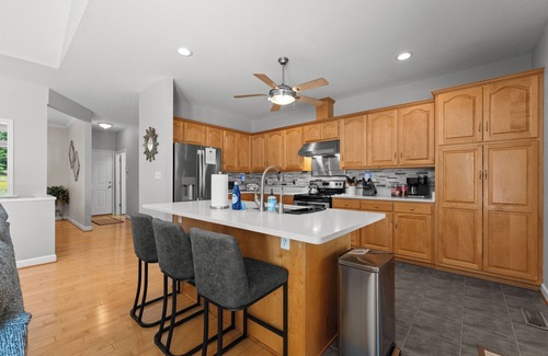 Lake Norman of Catawba House | Kool Breeze by AvantStay | Boat Ramp + Hot Tub